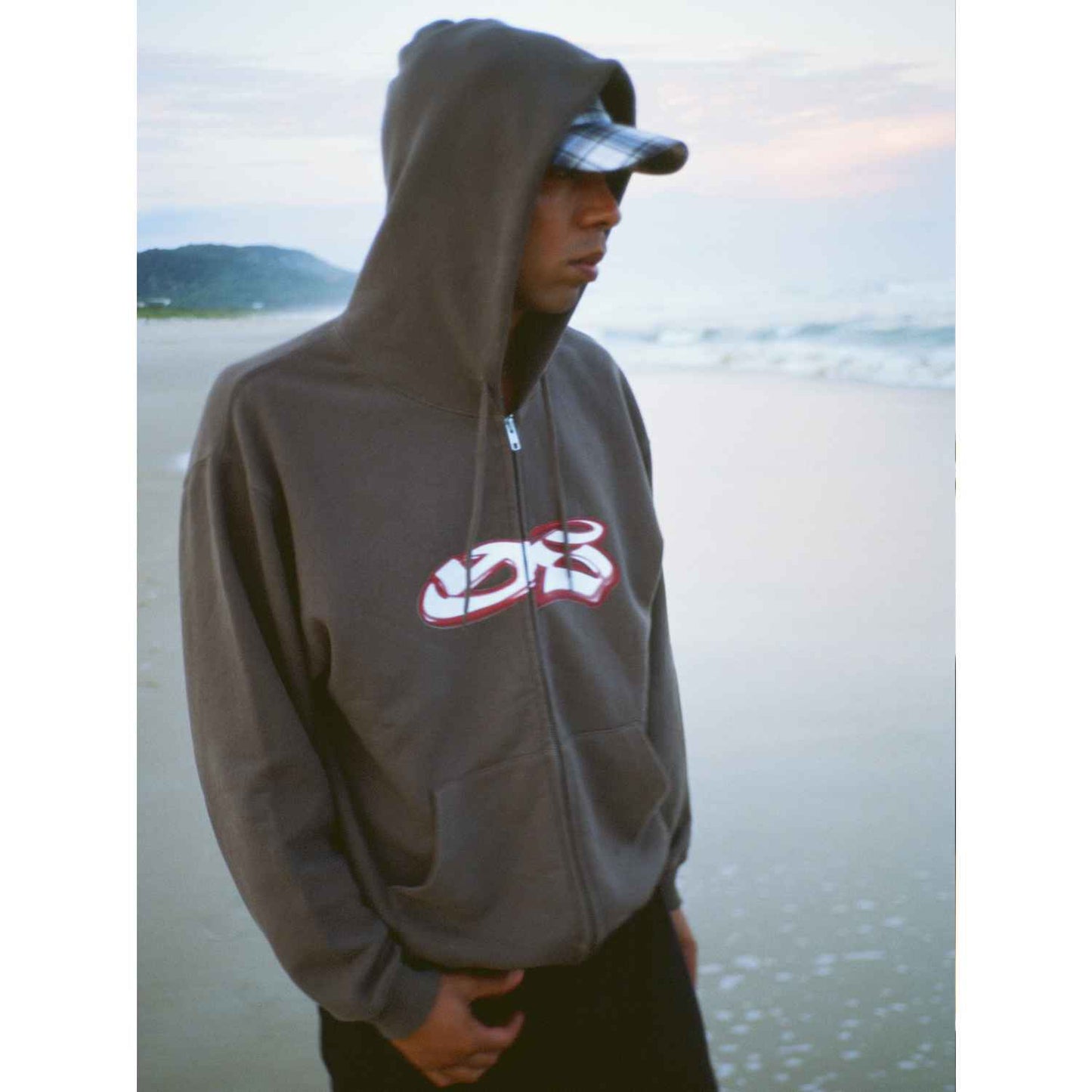 SPRAY HOOD (BROWN)