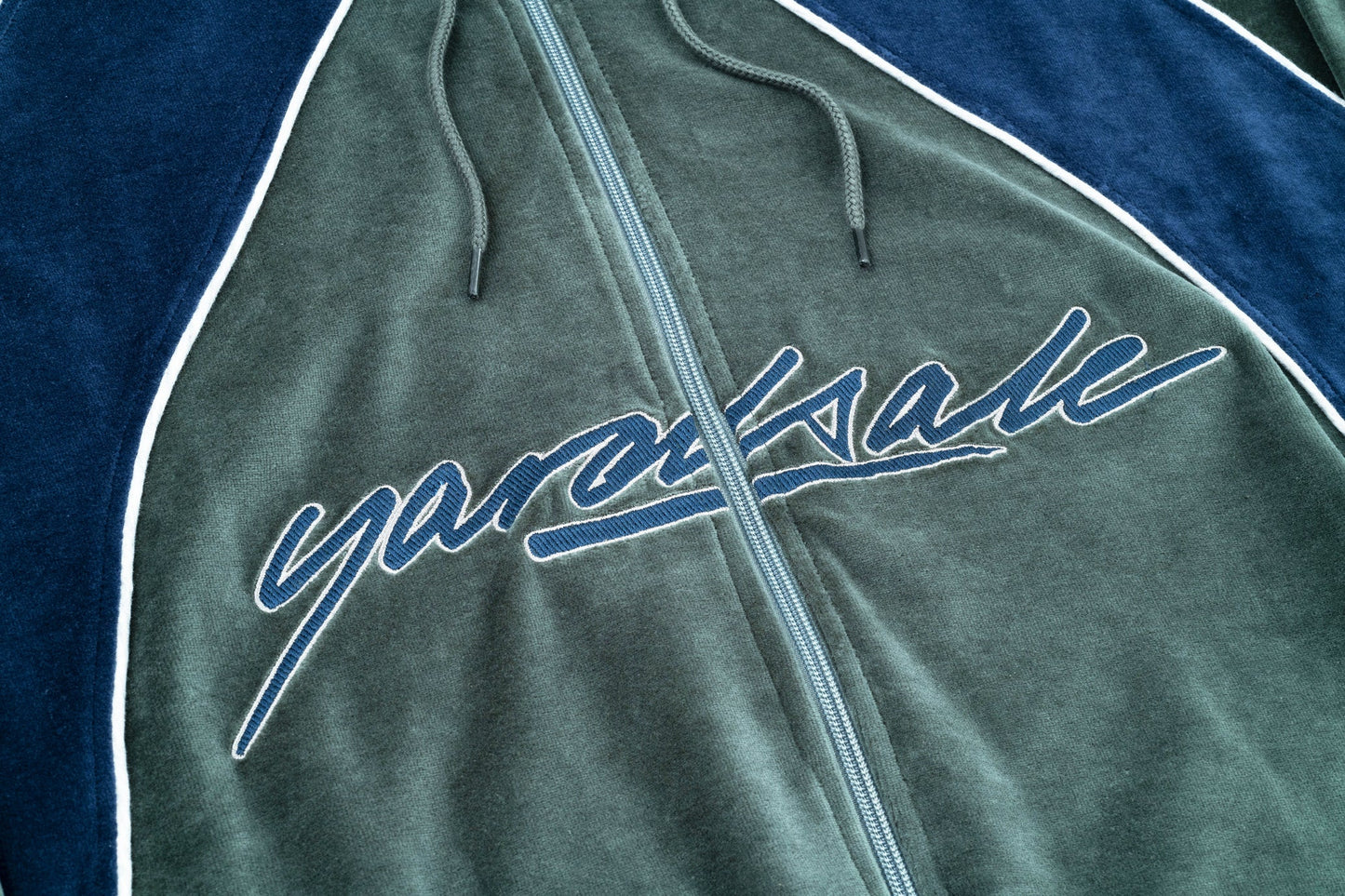 Gem Velour Zip Hood (Light)