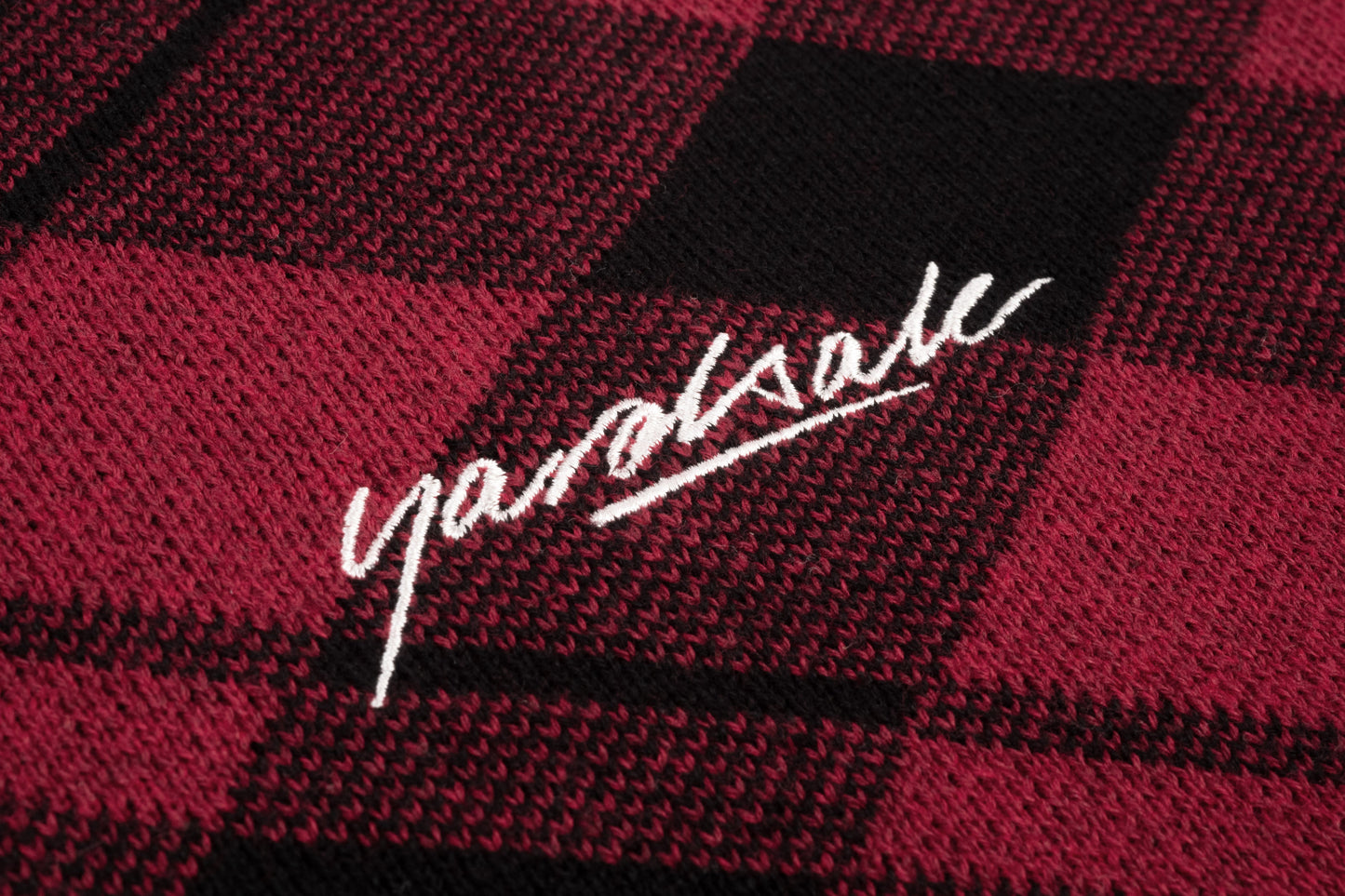 Plaid Knit (Red/Black)