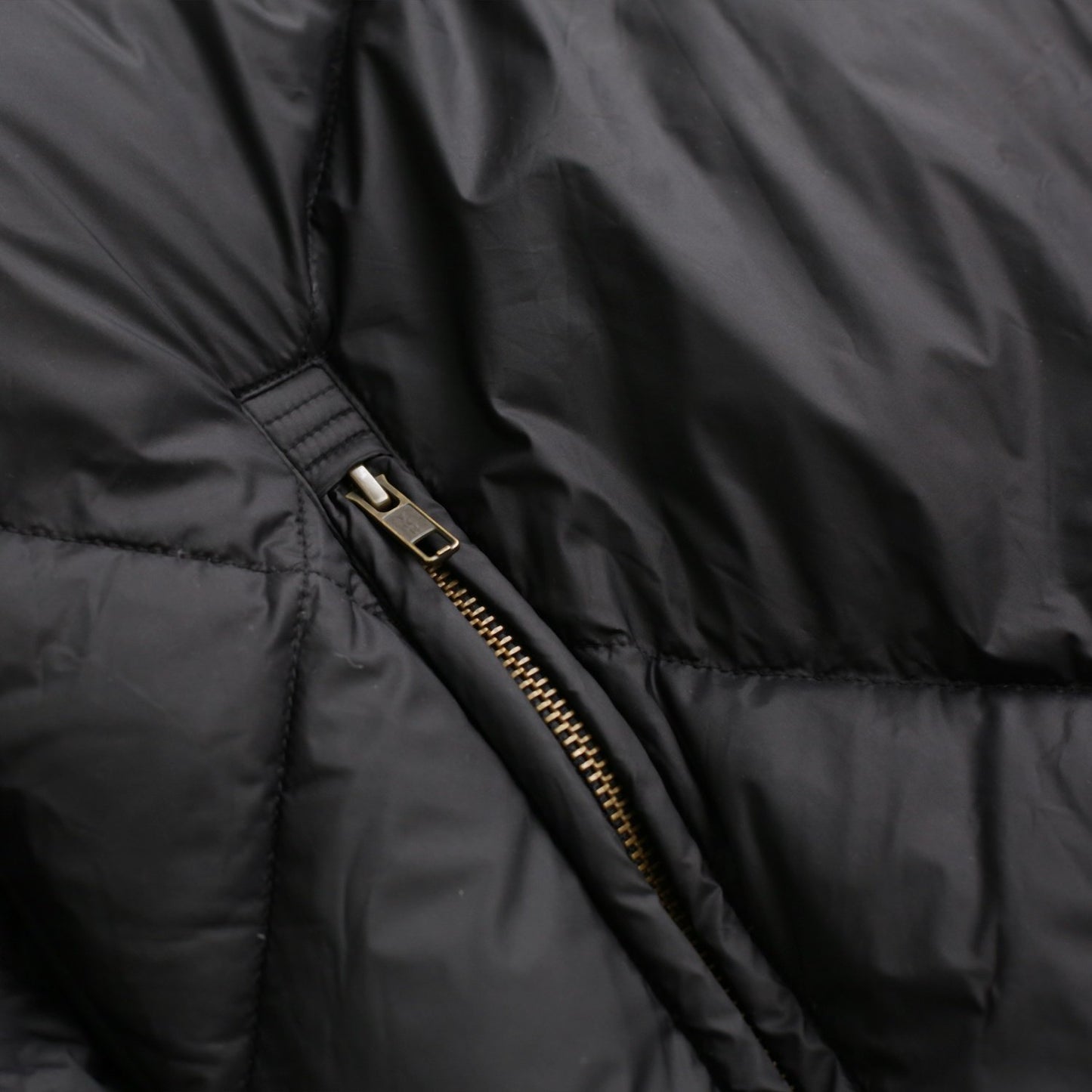DIAMOND DOWN PUFFER JACKET (BLACK)
