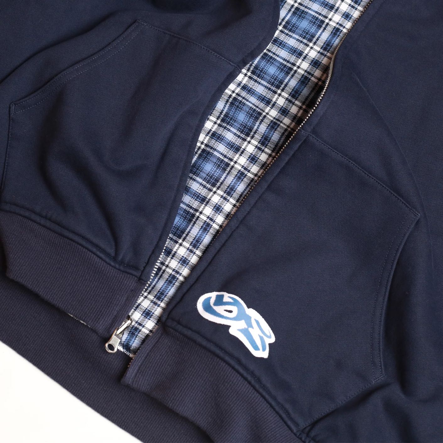 REVERSIBLE FLANNEL HOOD (BLUE)